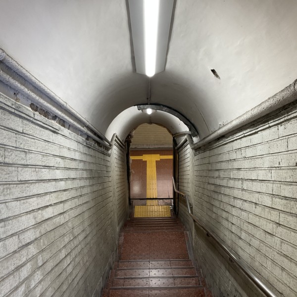 ガリバートンネル