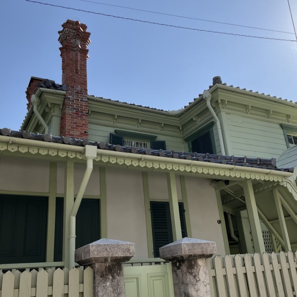 萌黄の館（山側）